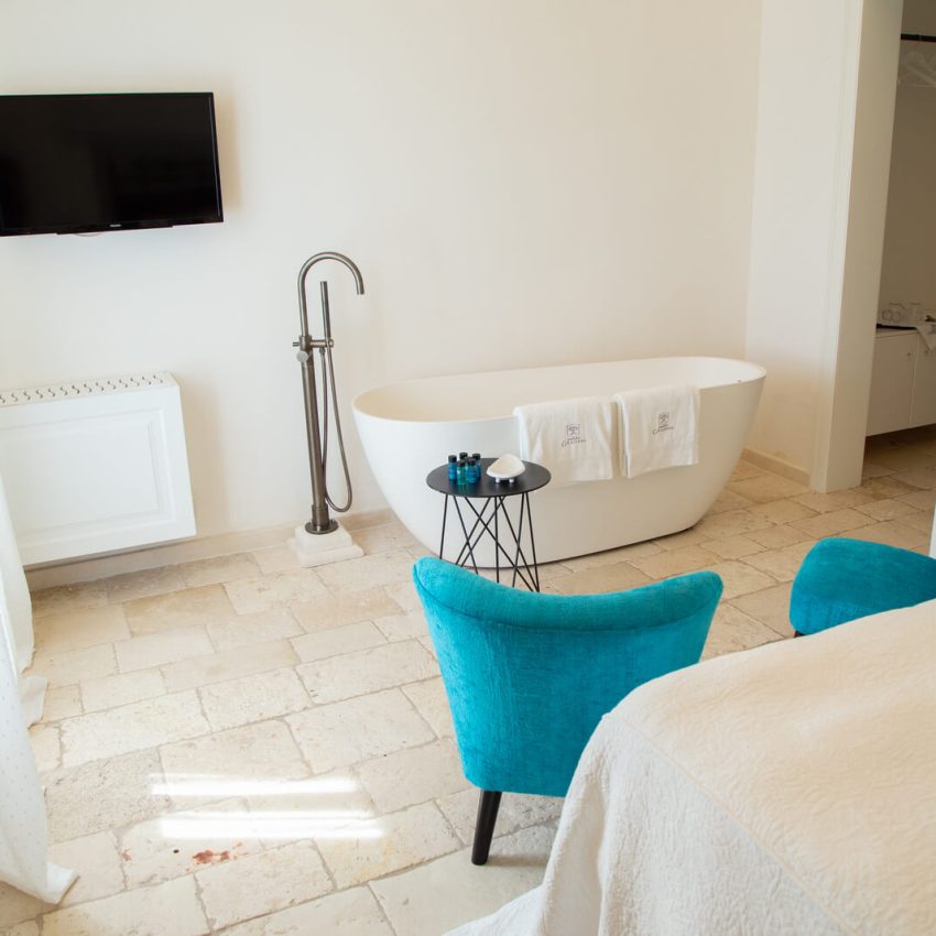dimora-graziana-1909-suite-con-vasca-room-tub-gelsomino-15