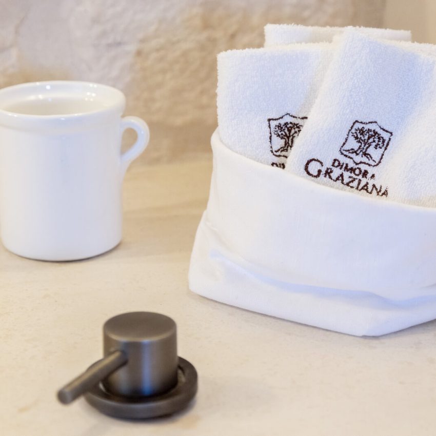 dimora-graziana-1909-suite-tripla-ortensia-4