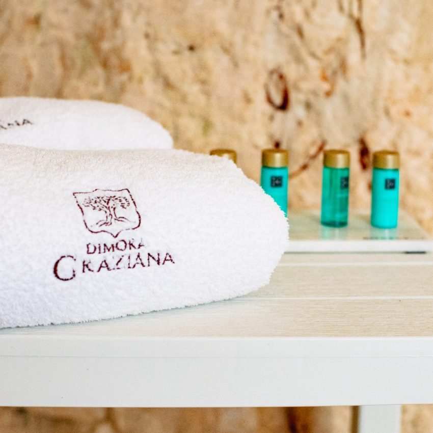 ee935e16-7930-4ca4-8f76-30502790b214